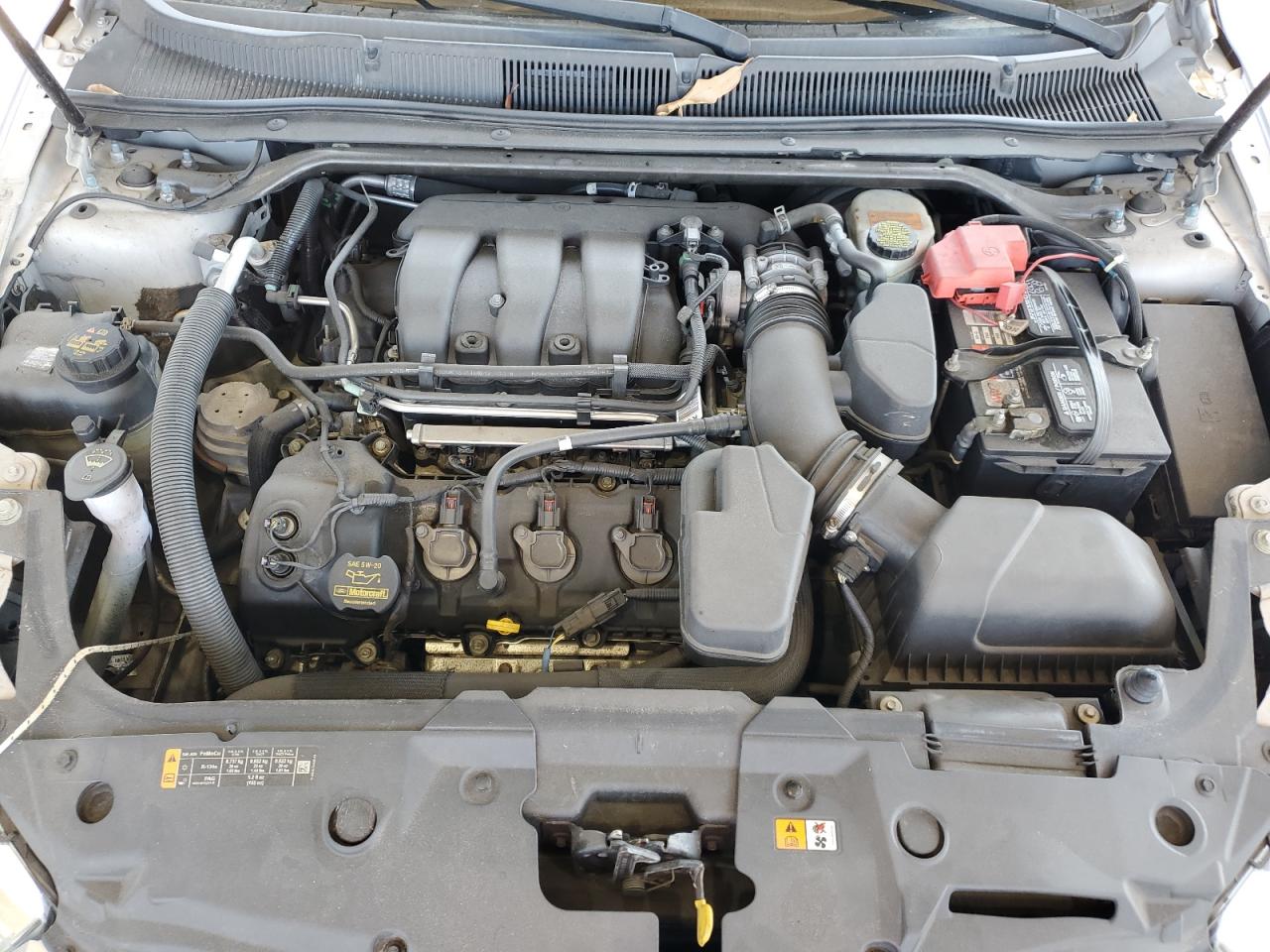 2013 Ford Taurus - Image 11
