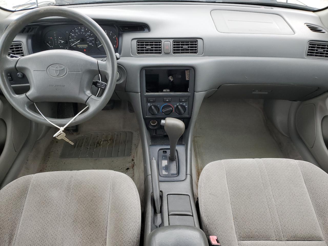 2000 Toyota Camry Ce VIN: 4T1BG22K9YU710030 Lot: 50969785