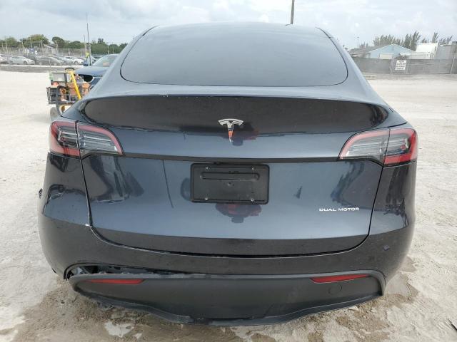 TESLA MODEL Y 2024 Charcoal