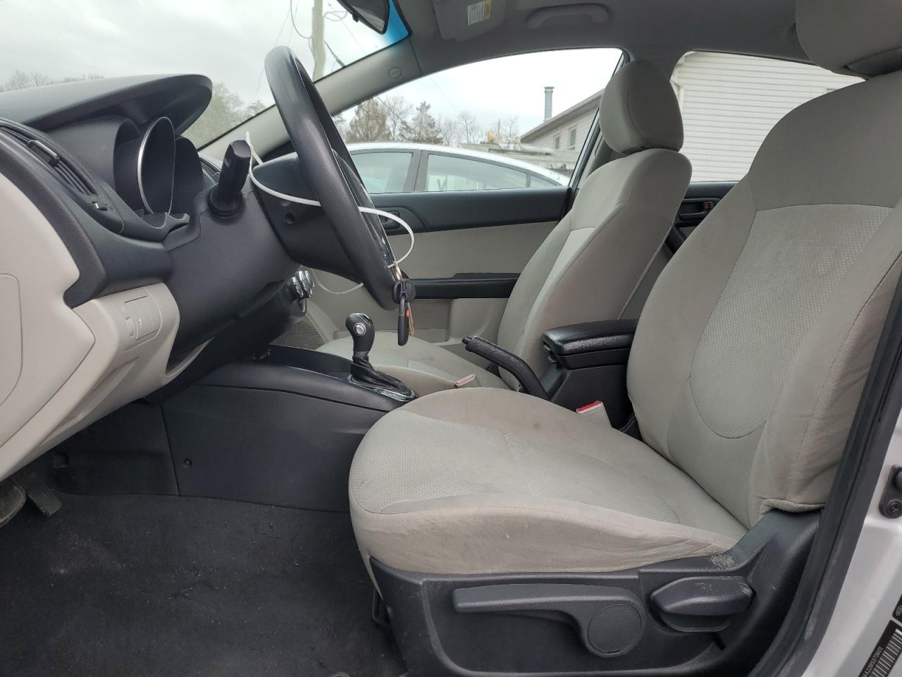 2011 Kia Forte - Image 7