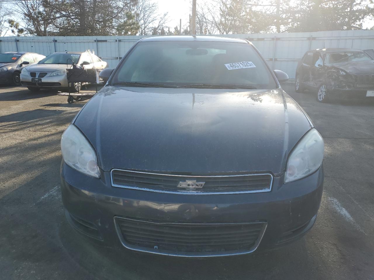 2009 Chevrolet Impala - Image 5