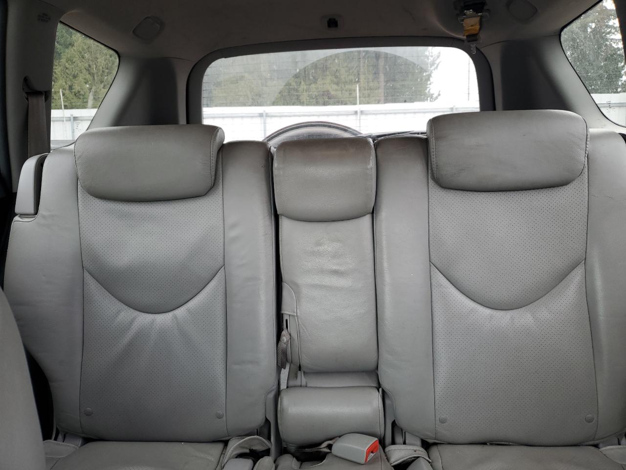 2010 Toyota RAV 4 - Image 10