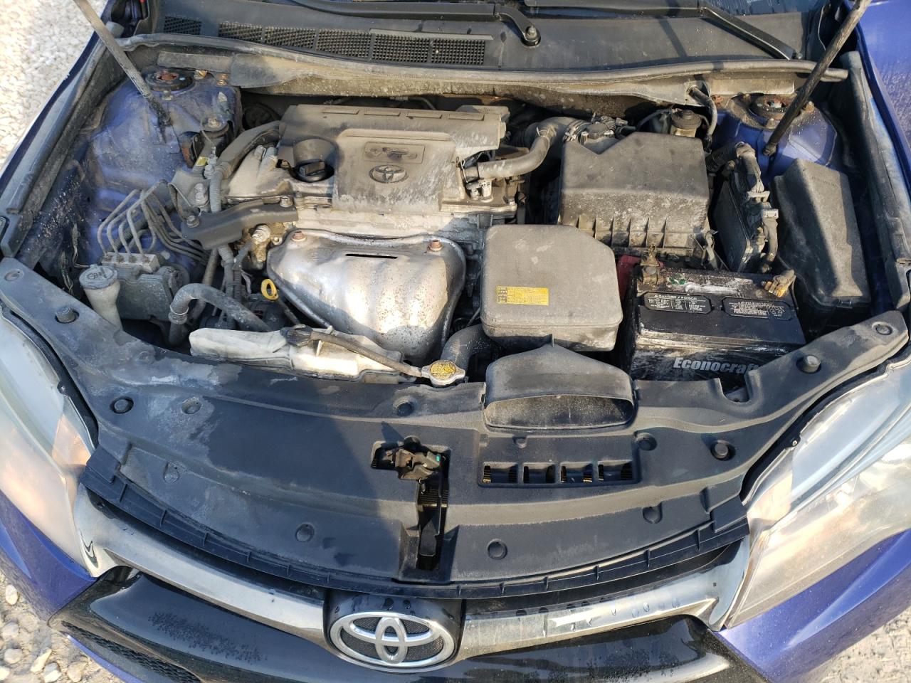 2015 Toyota Camry - Image 11