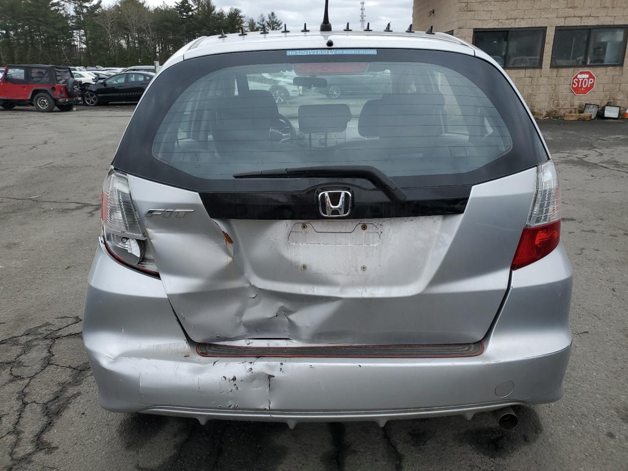 2013 Honda Fit - Image 6