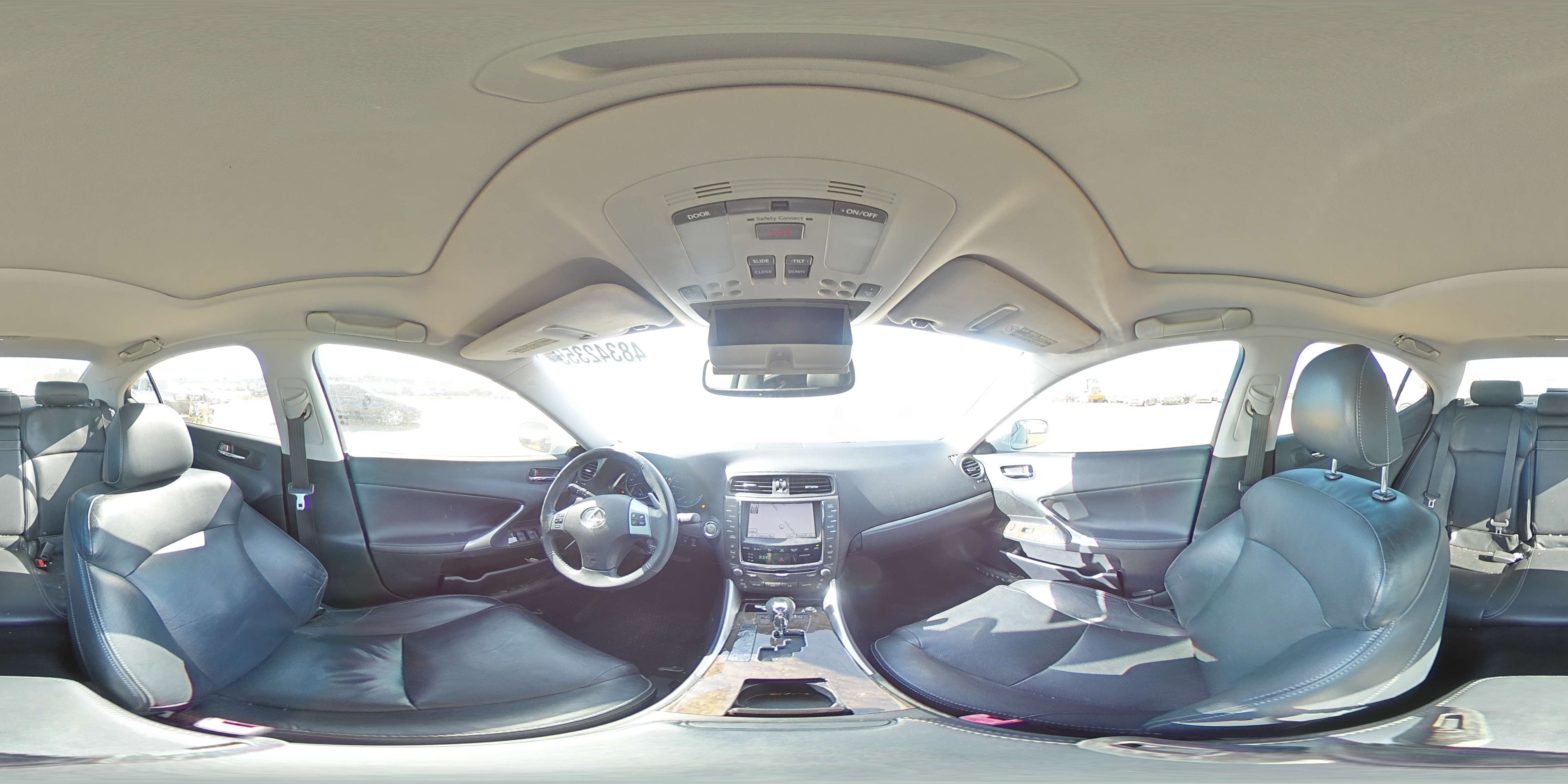 2011 Lexus IS - Image 12