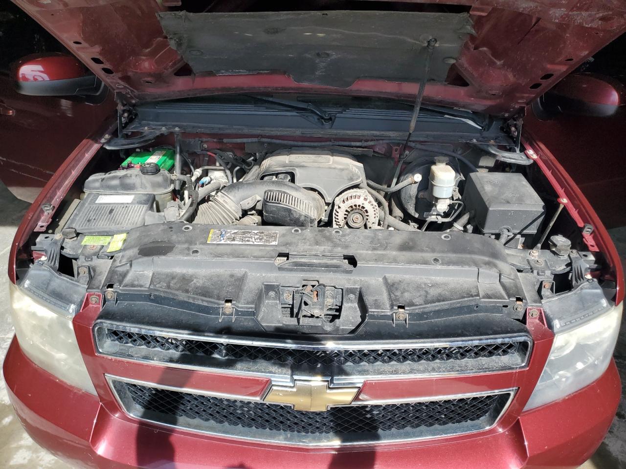 2009 Chevrolet Suburban - Image 12