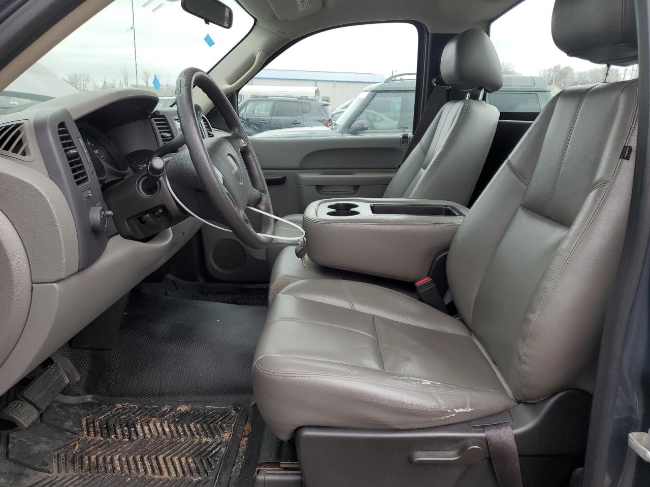 2012 GMC Sierra - Image 7