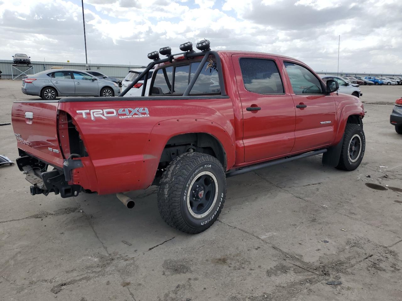 2014 Toyota Tacoma - Image 3
