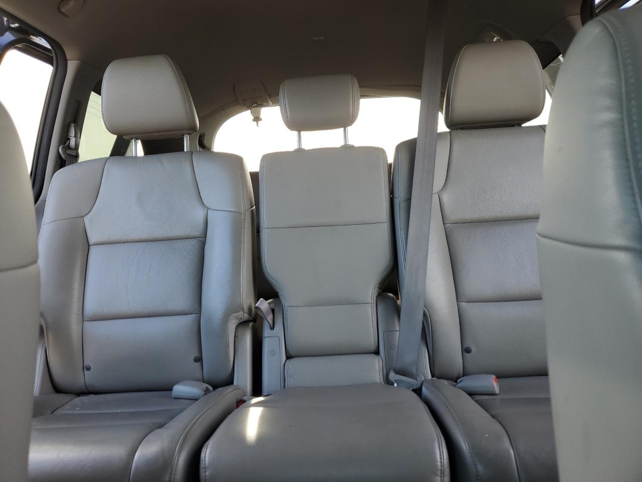 2016 Honda Odyssey - Image 10