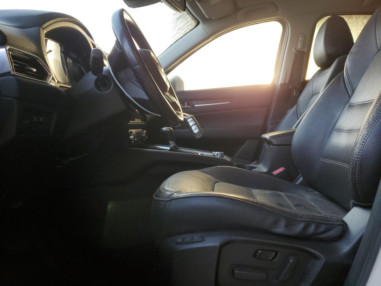 2017 Mazda CX-5 - Image 7