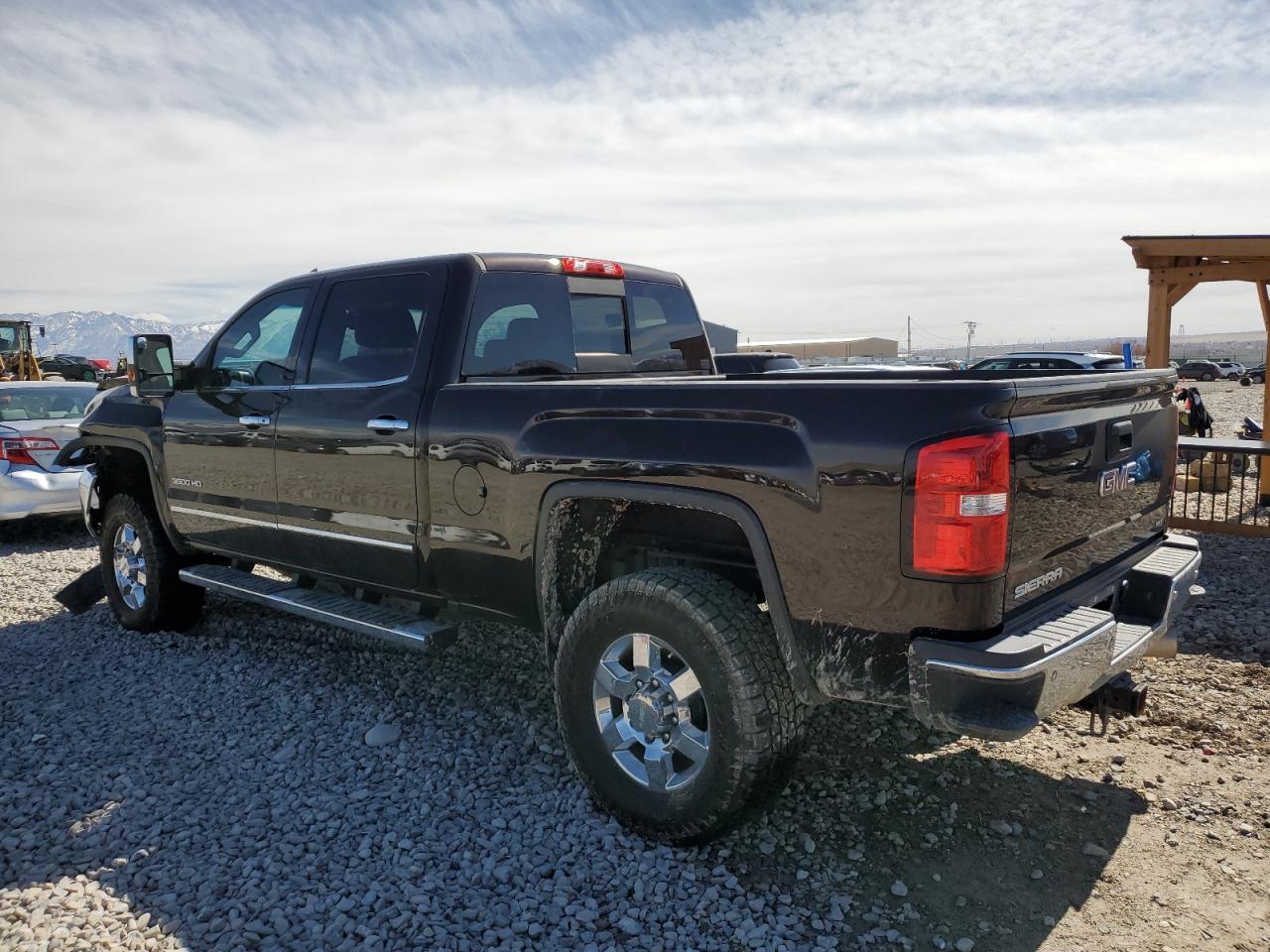2019 GMC Sierra - Image 2