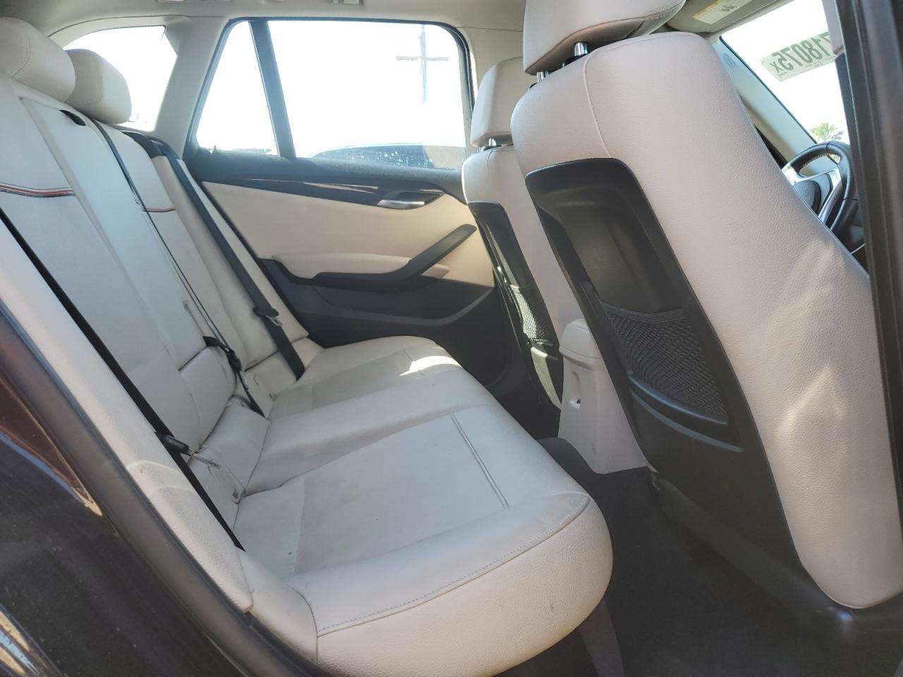 2015 BMW X1 - Image 11