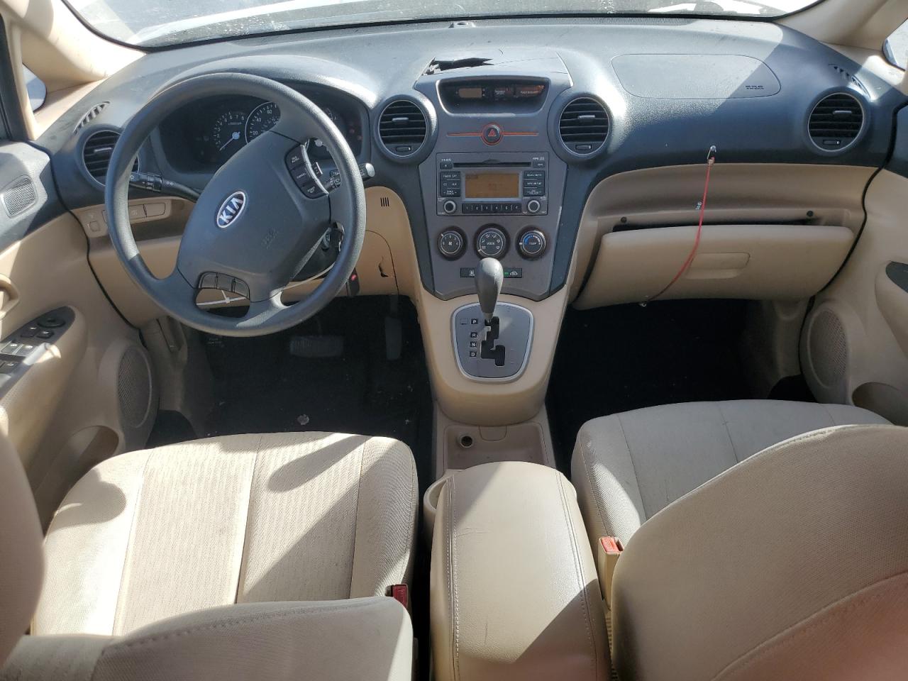 2009 Kia Rondo - Image 8