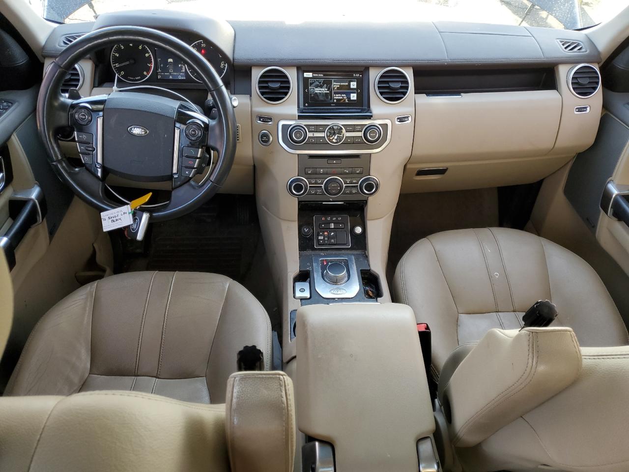 2016 Land Rover LR4 - Image 8