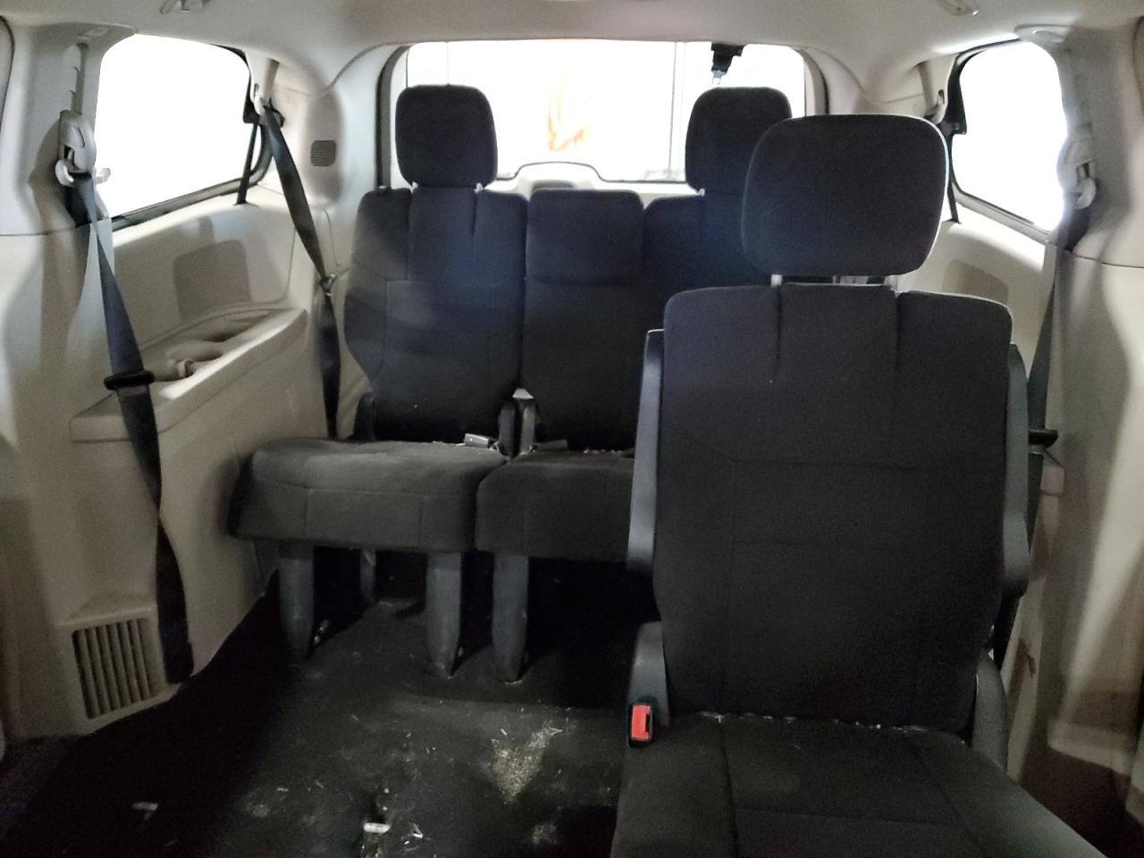 2011 Dodge Caravan - Image 10