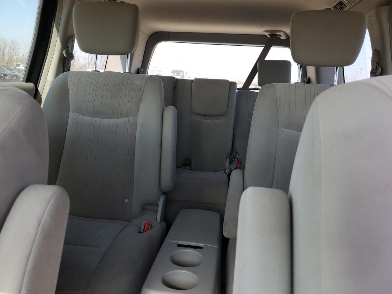 2013 Nissan Quest - Image 10