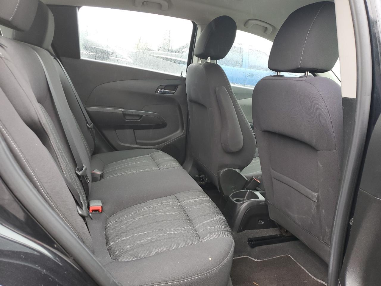 2015 Chevrolet Sonic - Image 11