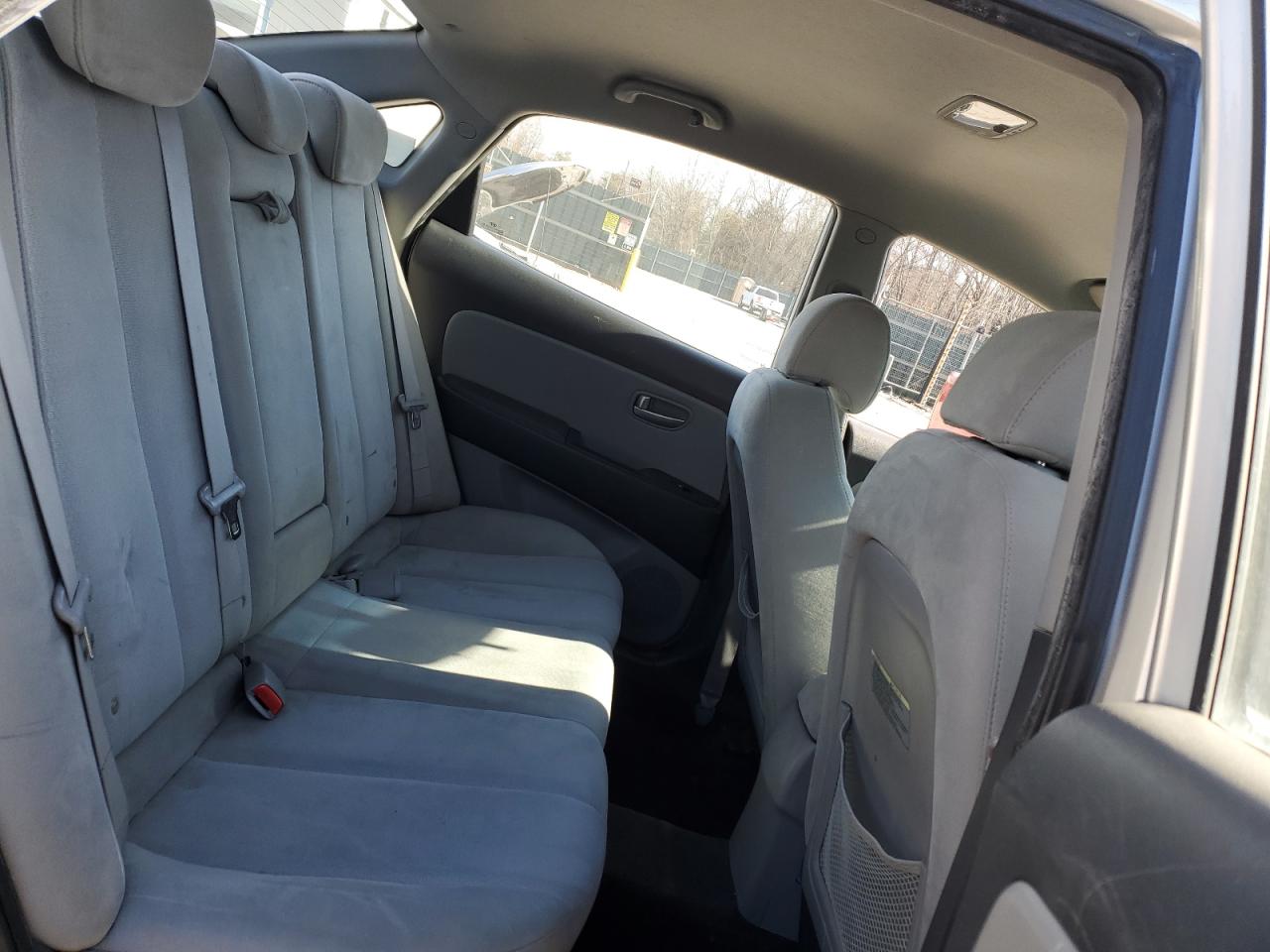 2009 Hyundai Elantra - Image 10