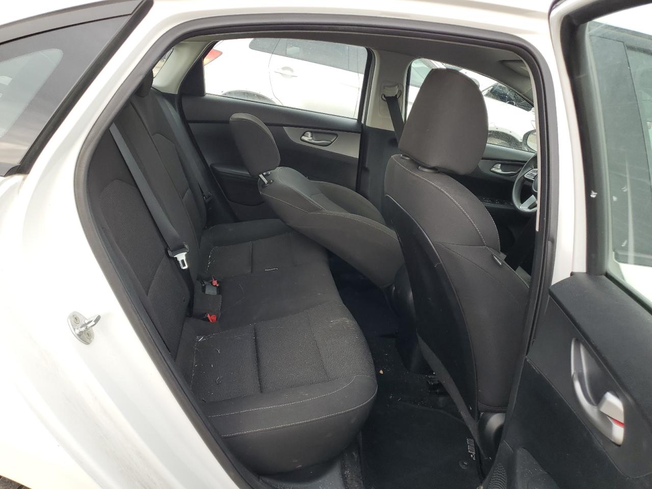 2019 Kia Forte - Image 10