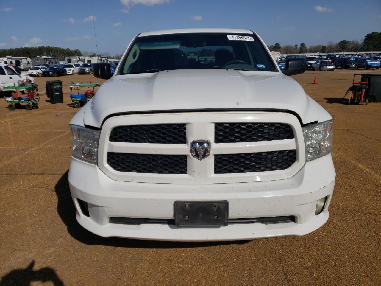 2013 RAM 1500 - Image 5