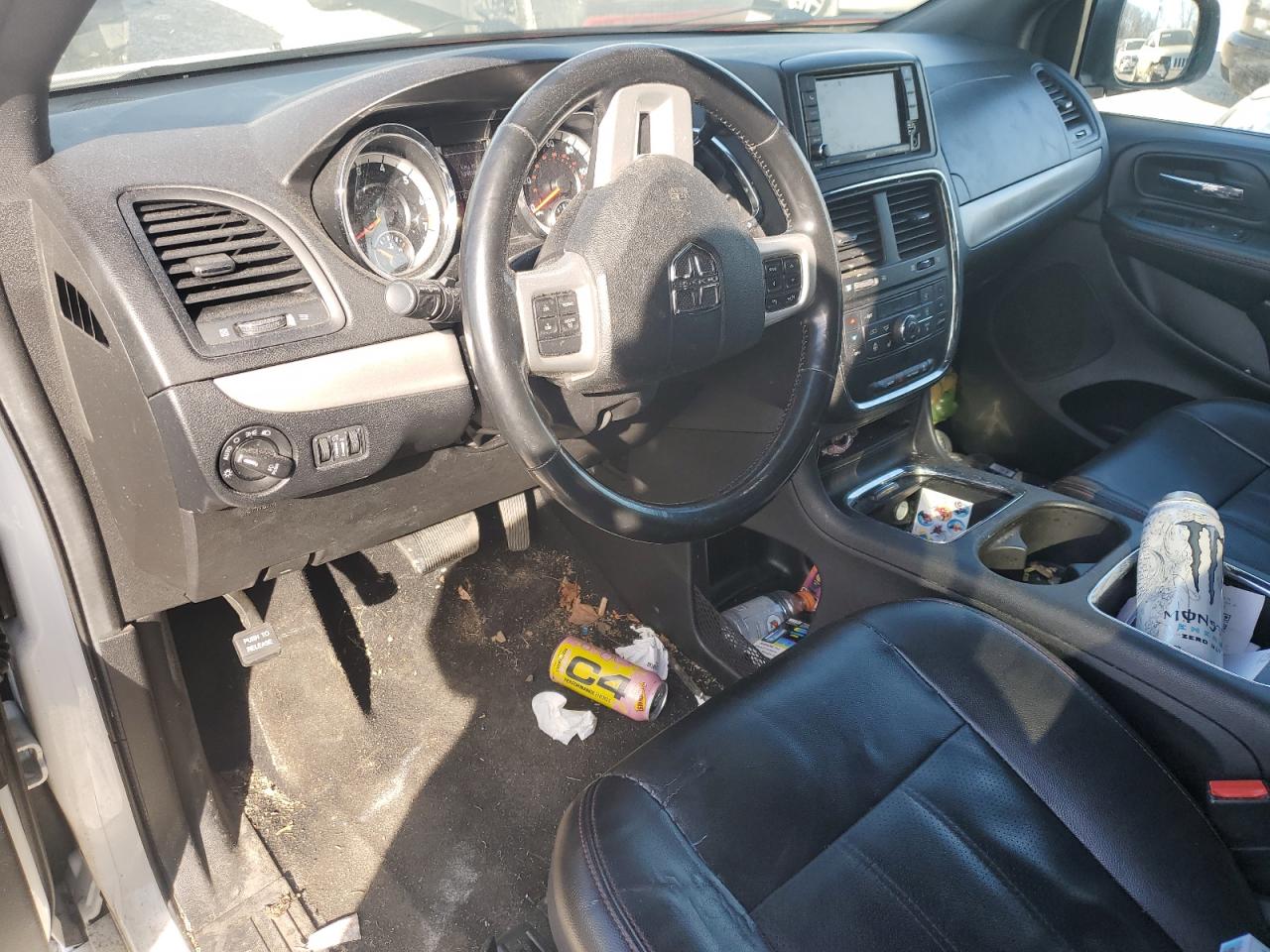 2019 Dodge Caravan - Image 8