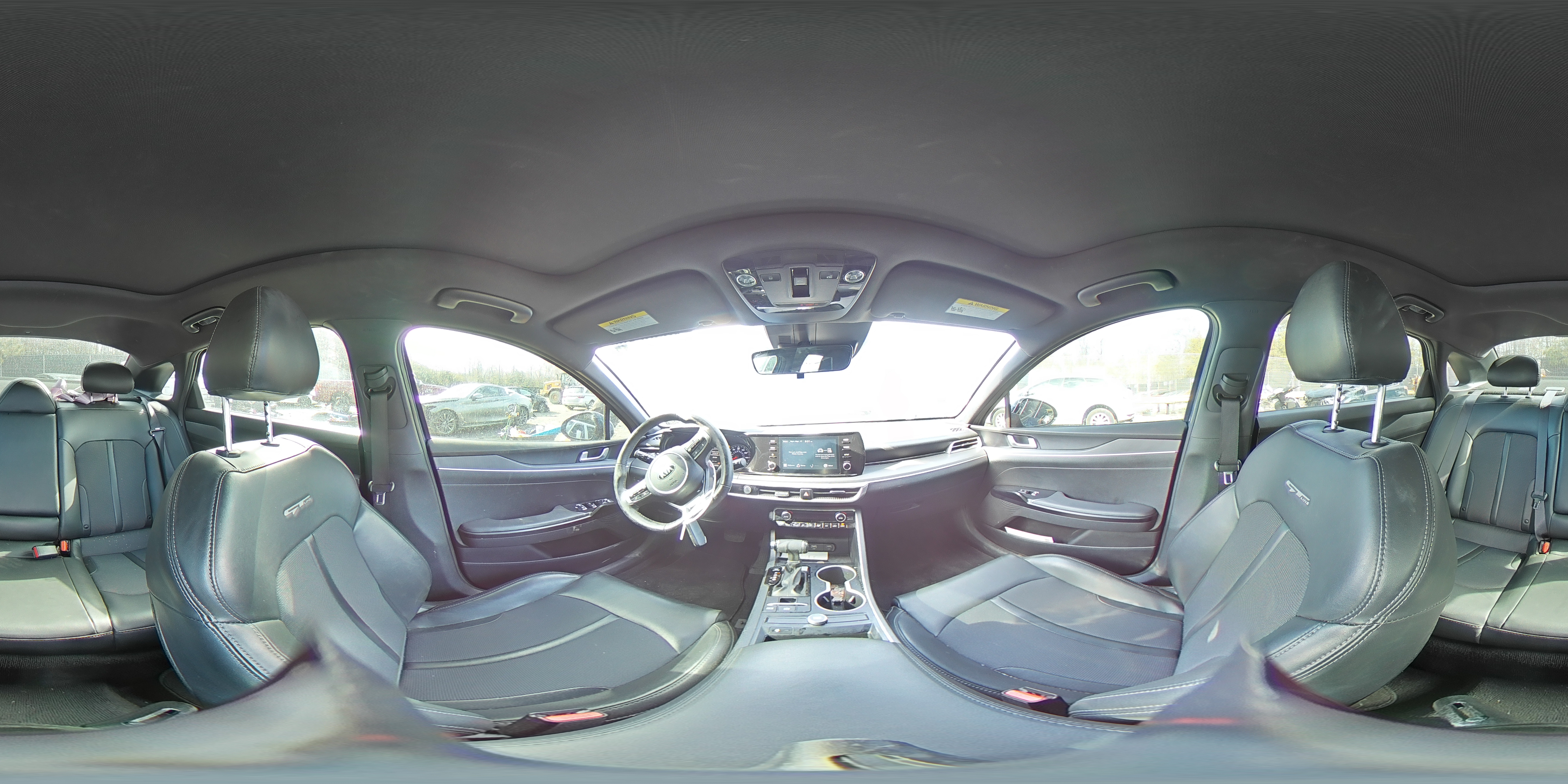 2021 Kia K5 - Image 12