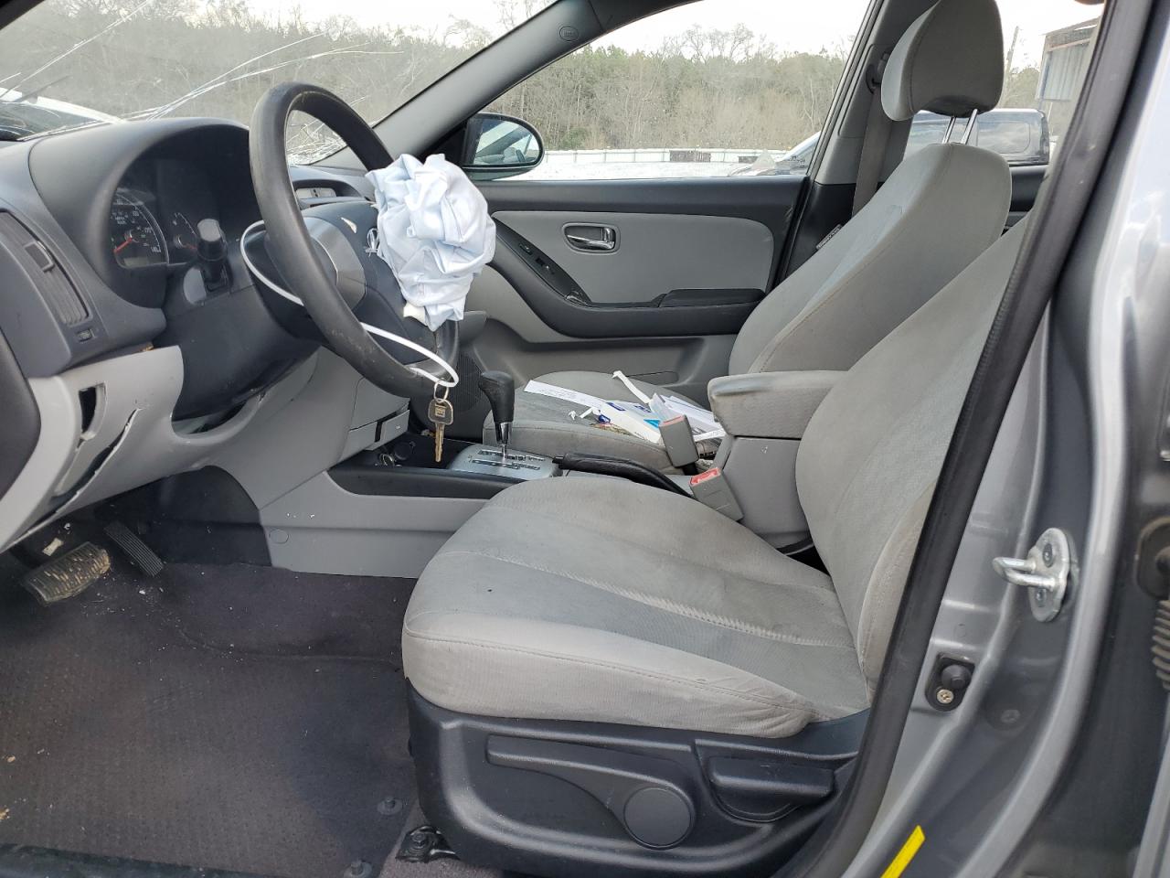 2010 Hyundai Elantra - Image 7