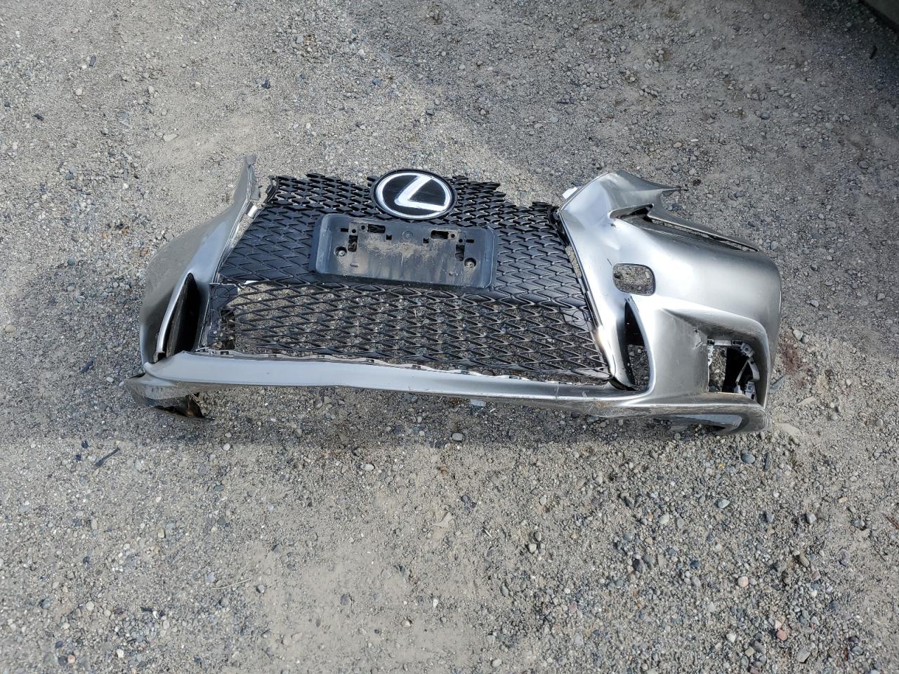 2016 Lexus IS - Image 12