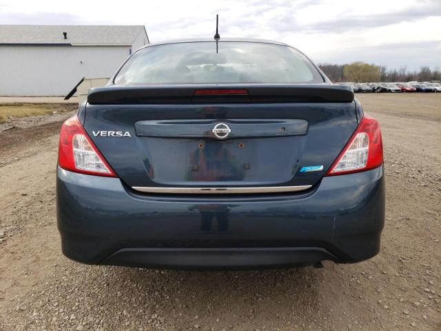  NISSAN VERSA 2015 Синий