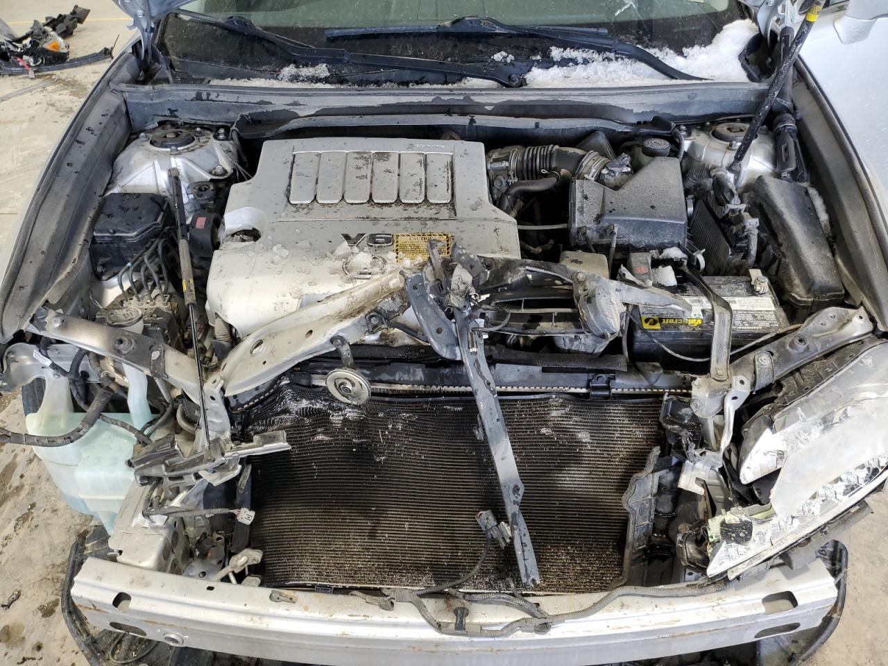 2013 Lexus ES - Image 13