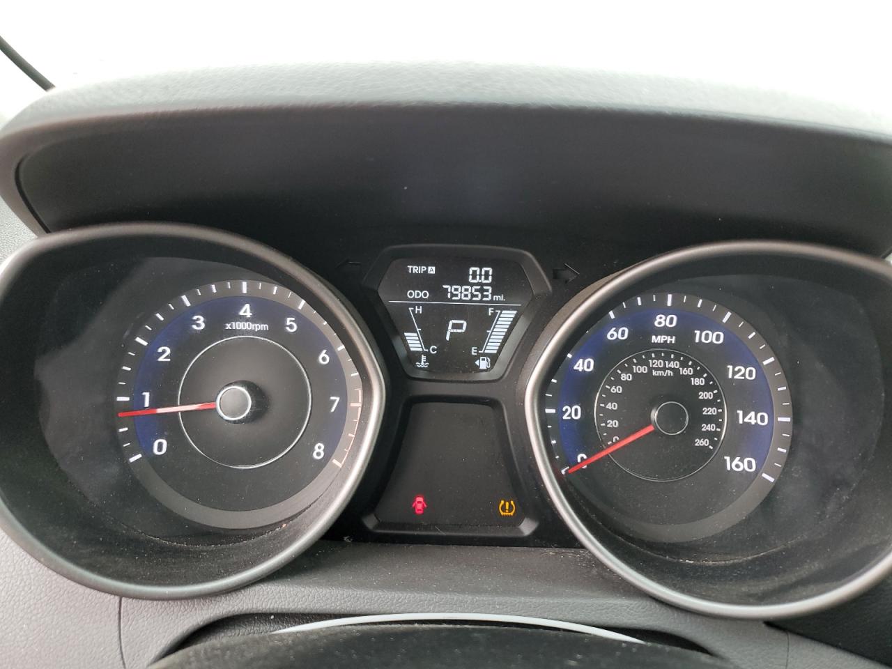 2013 Hyundai Elantra - Image 9