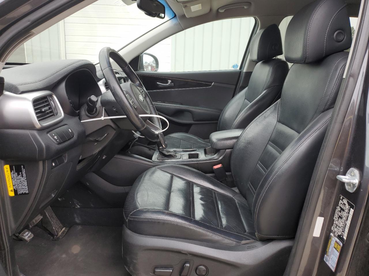 2017 Kia Sorento - Image 7