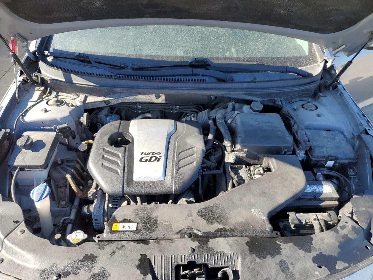 2015 Hyundai Sonata - Image 11