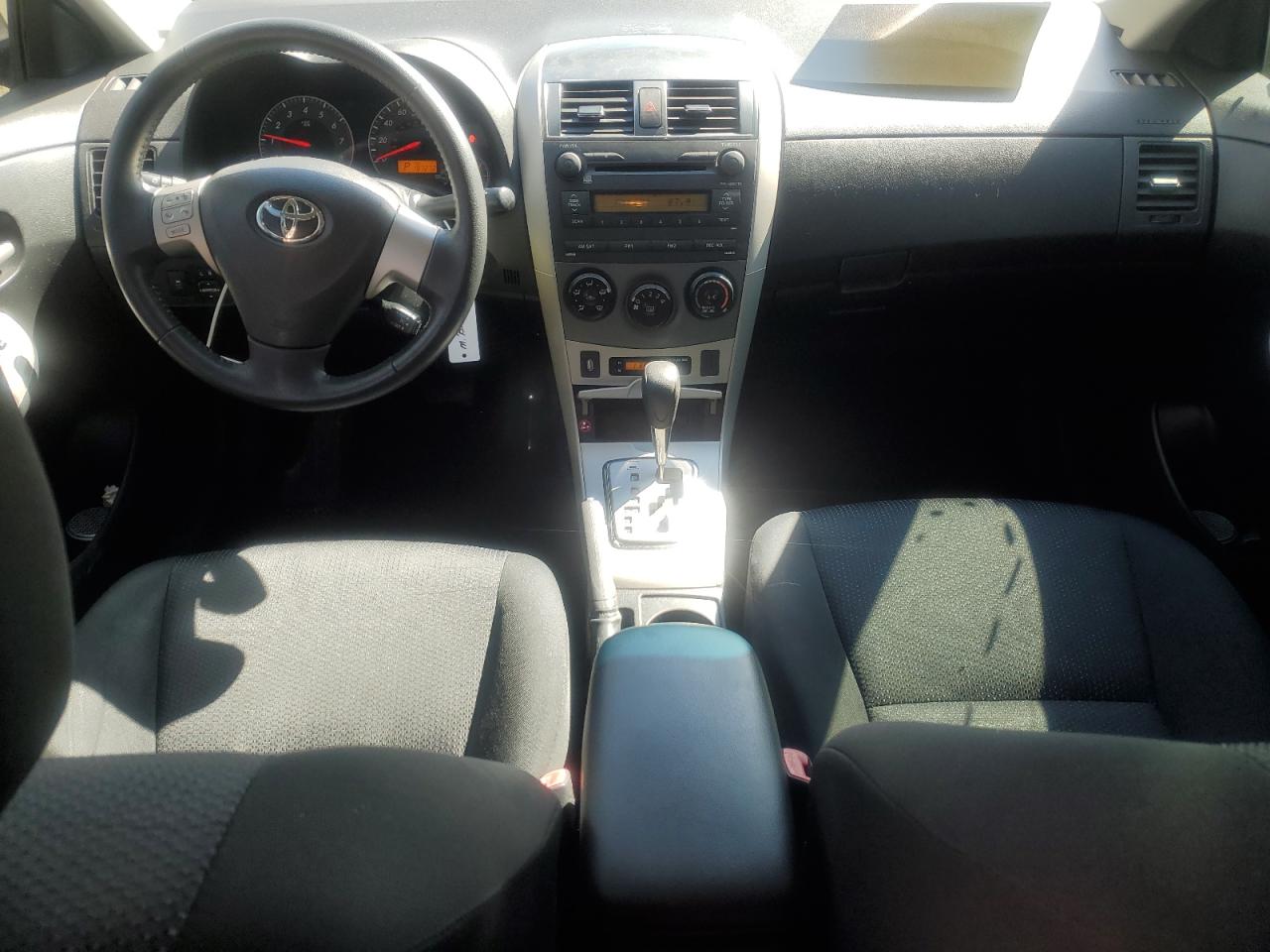 2010 Toyota Corolla - Image 8