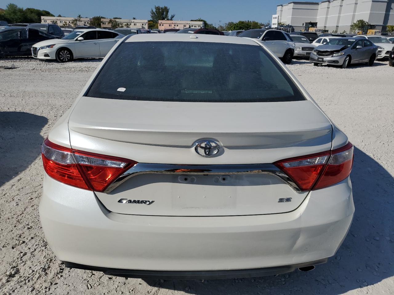 2015 Toyota Camry - Image 6