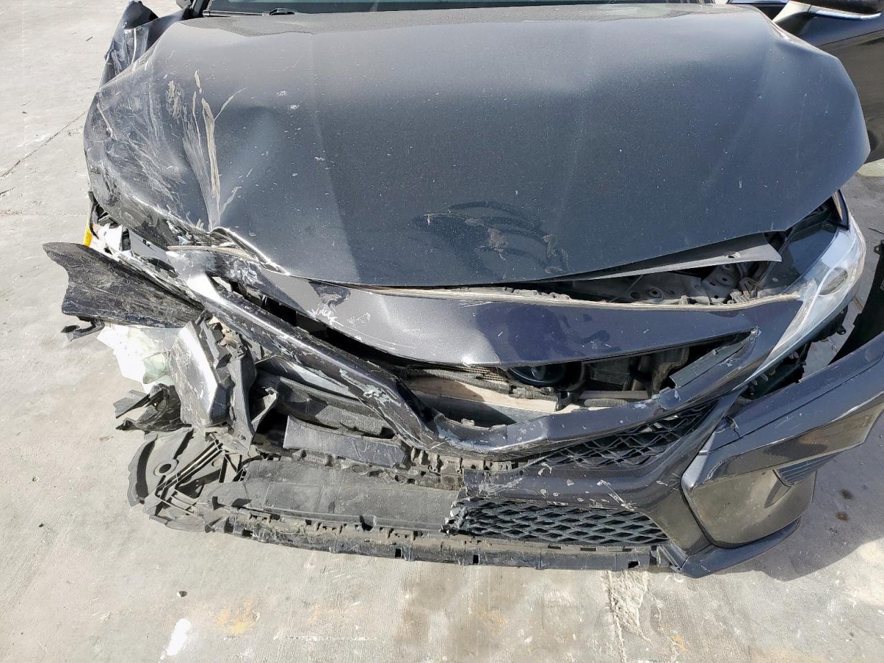 2020 Toyota Camry - Image 11