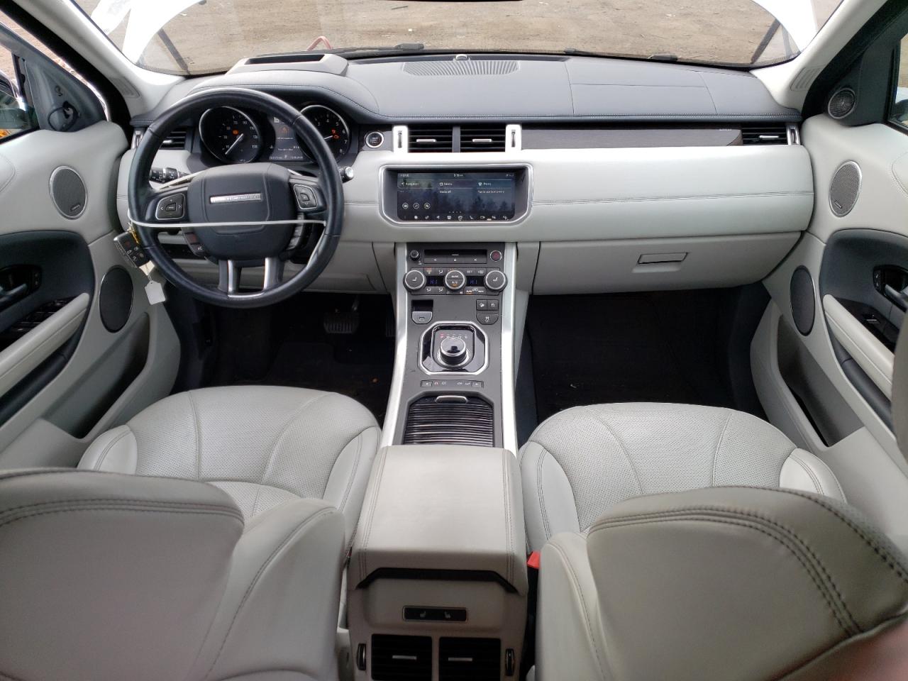 2018 Land Rover Range Rover - Image 8