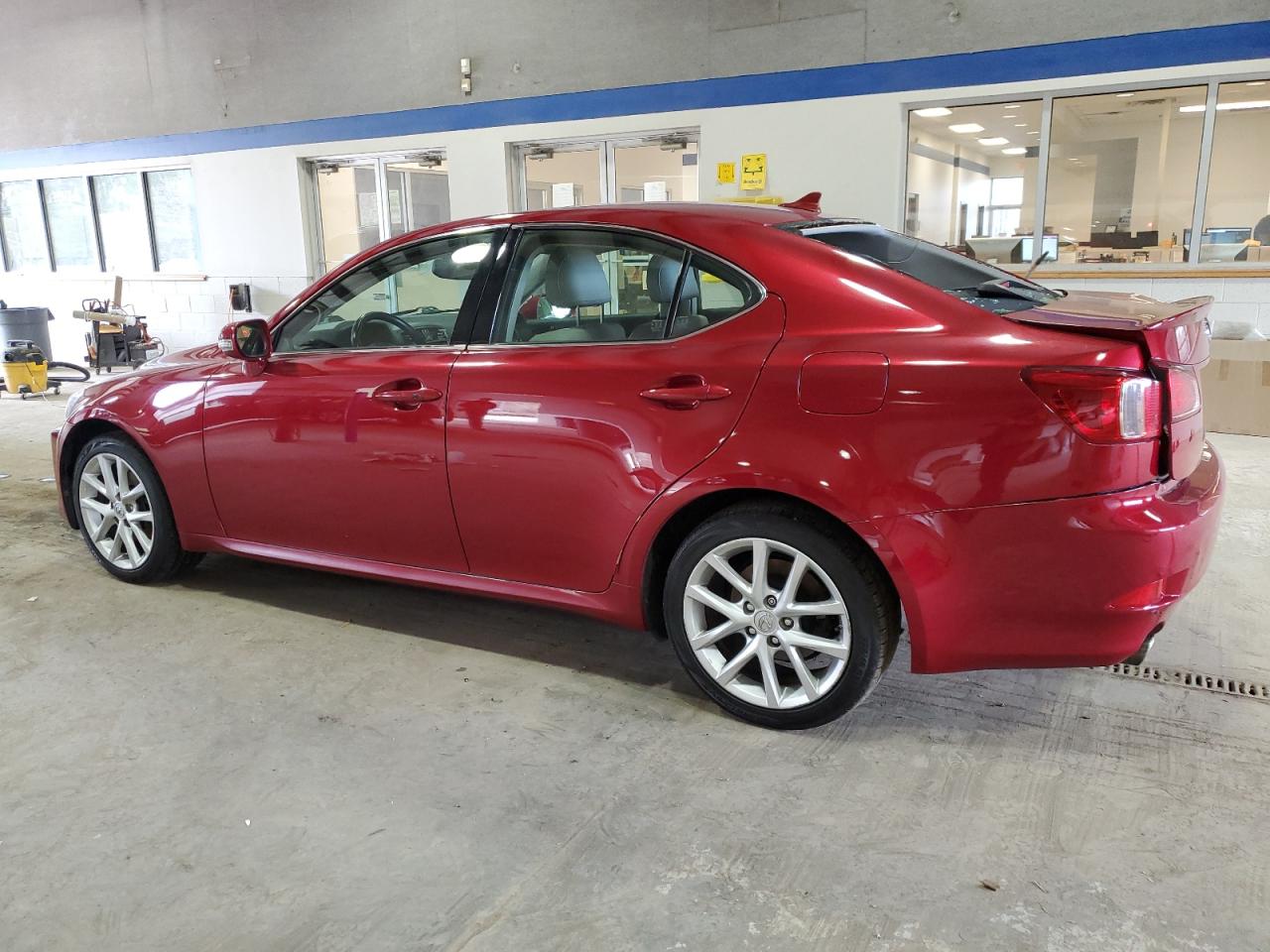 2012 Lexus IS - Image 2