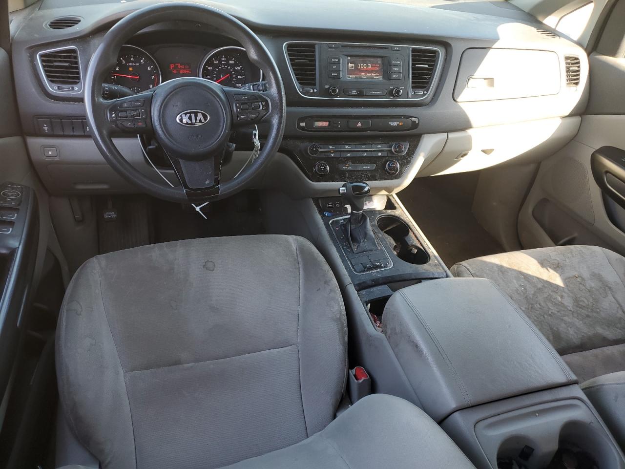 kndmb5c19f6020671 KNDMB5C19F6020671 2015 Kia Sedona Lx