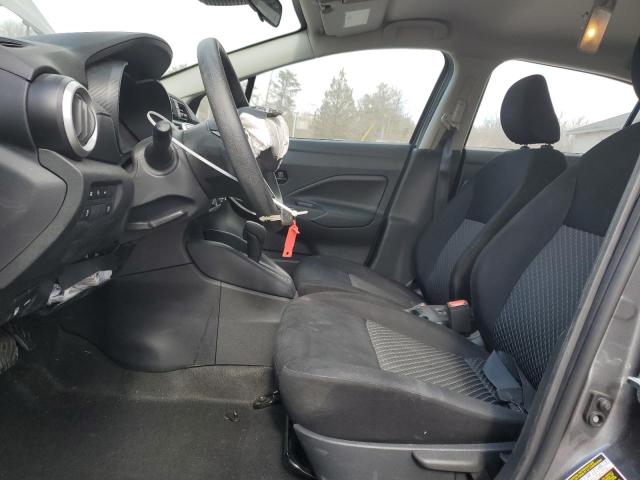  NISSAN VERSA 2023 Угольный
