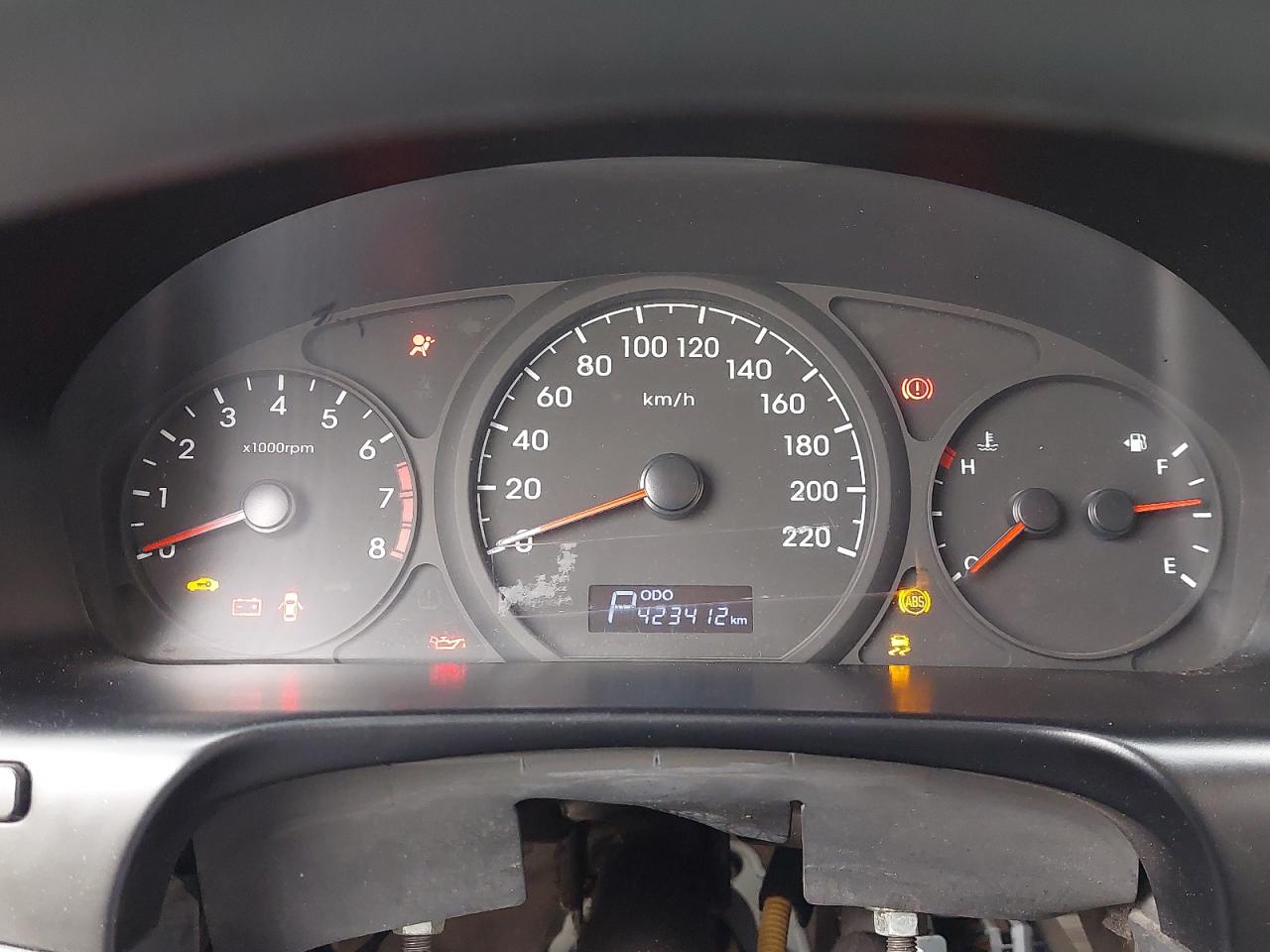 KMJWA37R4HU891017 - 2006 Hyundai H1 - #48642035