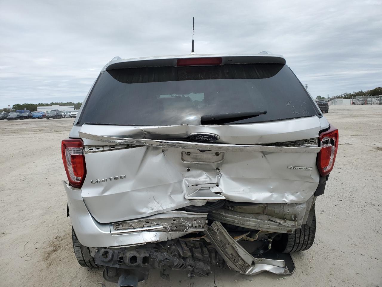 2018 Ford Explorer - Image 6