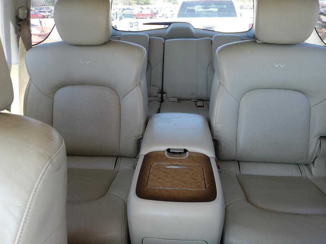 2014 Infiniti QX80 - Image 10