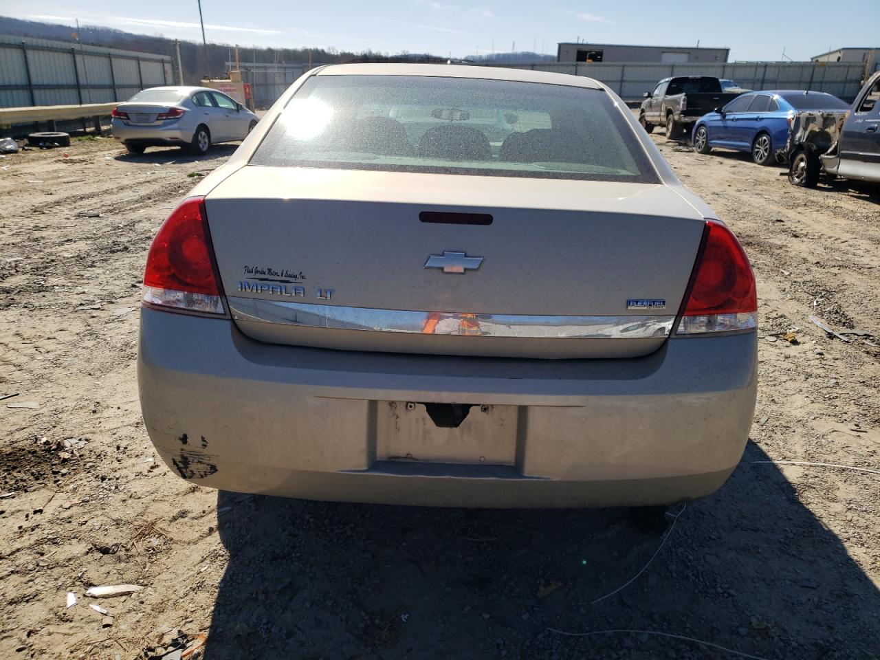 2011 Chevrolet Impala - Image 6