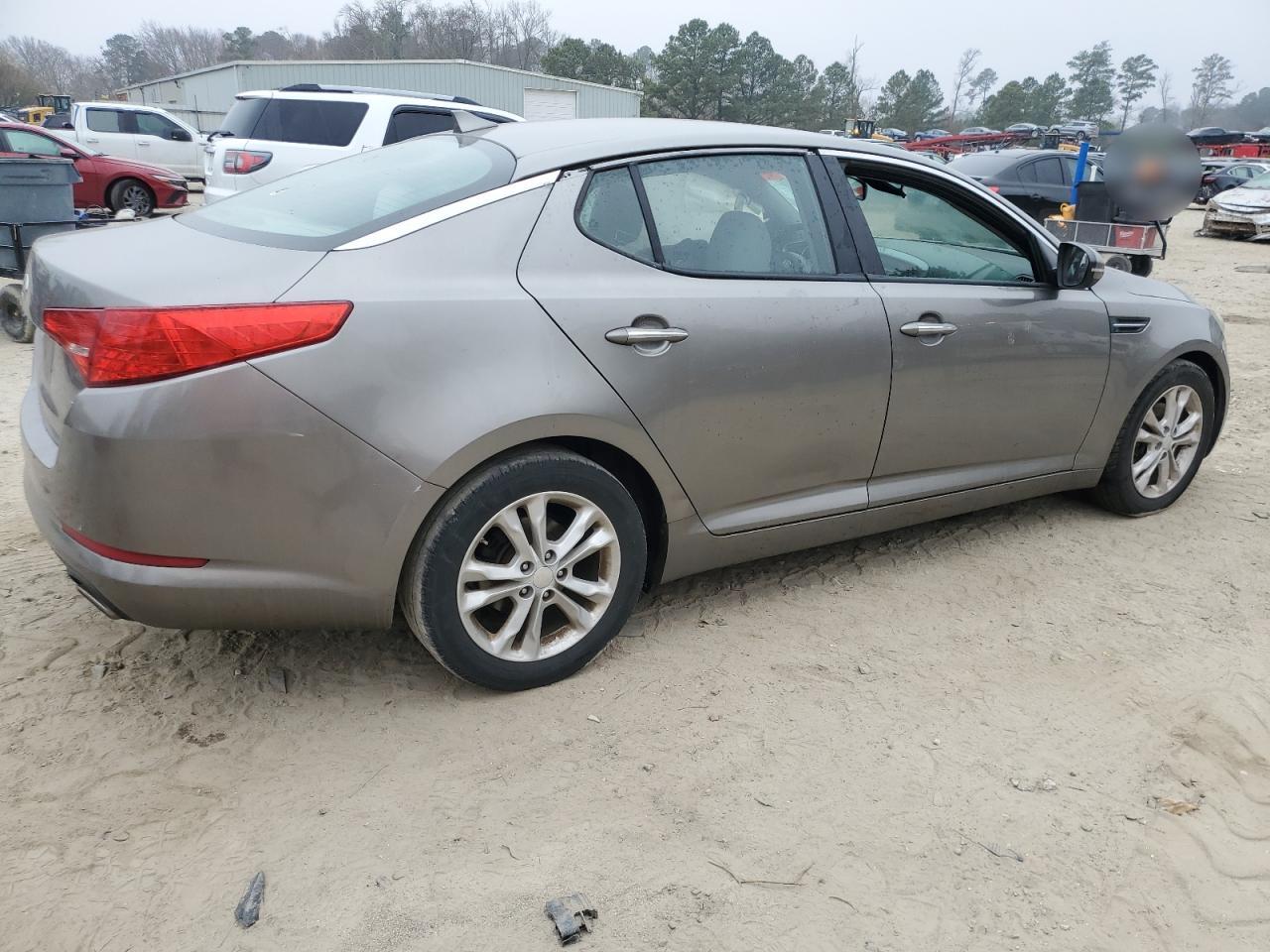 2012 Kia Optima - Image 3