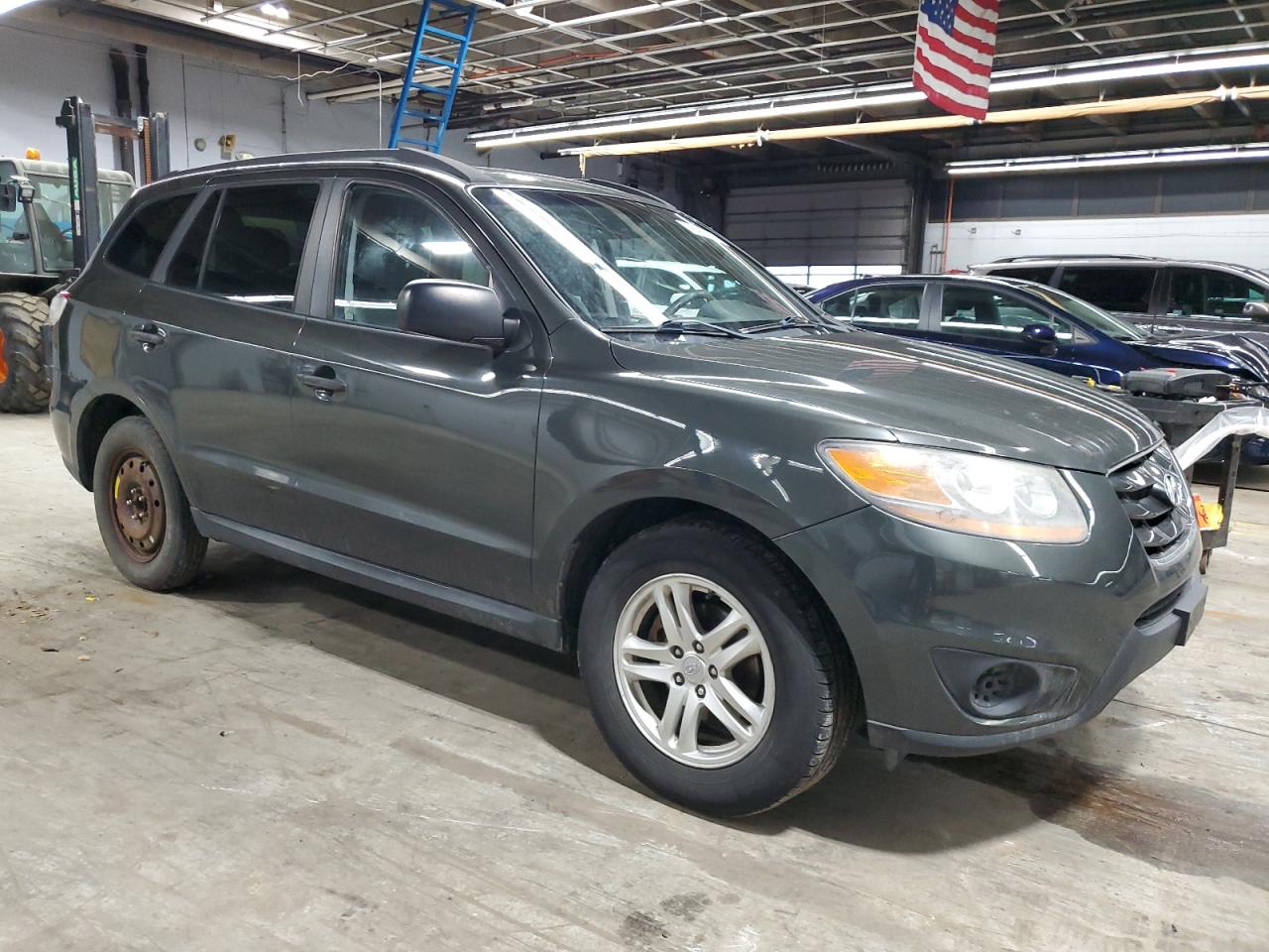 2010 Hyundai Santa Fe - Image 4
