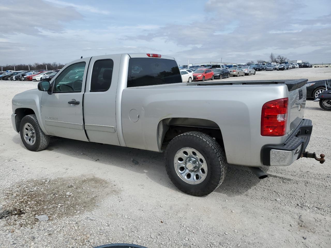 2011 Chevrolet Silverado - Image 2