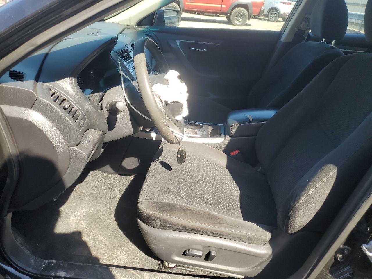 2015 Nissan Altima - Image 7