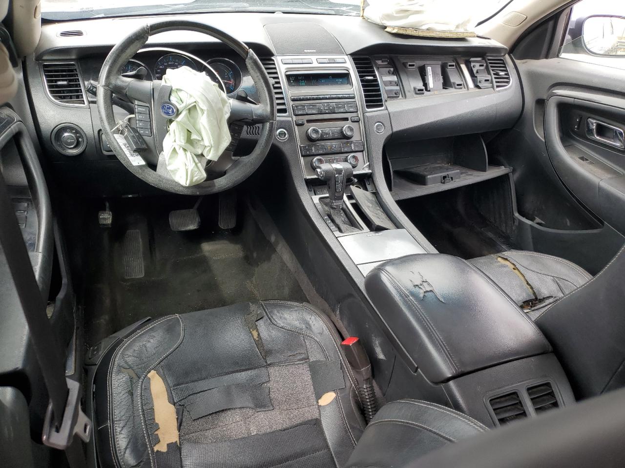 2011 Ford Taurus - Image 8