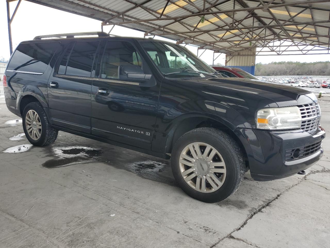 2013 Lincoln Navigator - Image 4